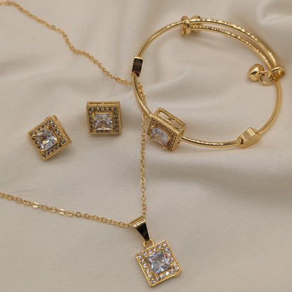 Zircon locket set with adjustable size bracelet