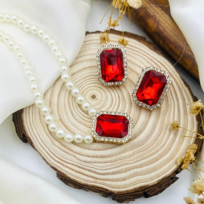 Pearl mala locket set